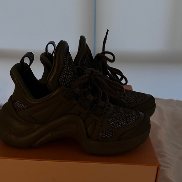 Louis Vuitton archlight sneakers size 7(37) - Picture 3 of 8
